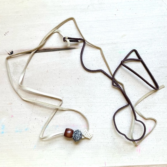 HANDMADE NECKLACE | Dithyrambic One of aKind Leather Vintage Bead Necklace - Picture 2 of 4